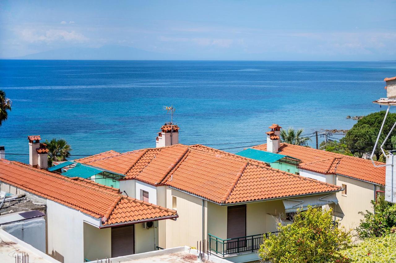 Coralli Holidays - Loutra Agias Paraskevis アギア・パラスカヴィ エクステリア 写真